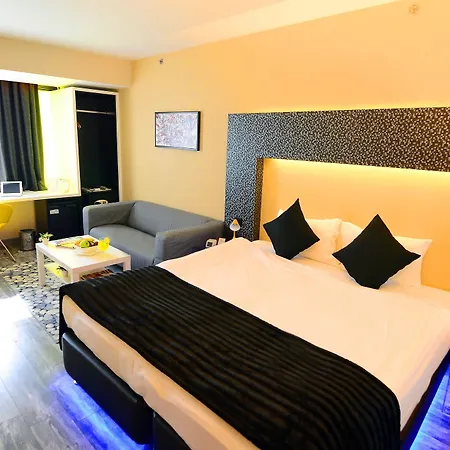 Tempo Caglayan Hotell 3*