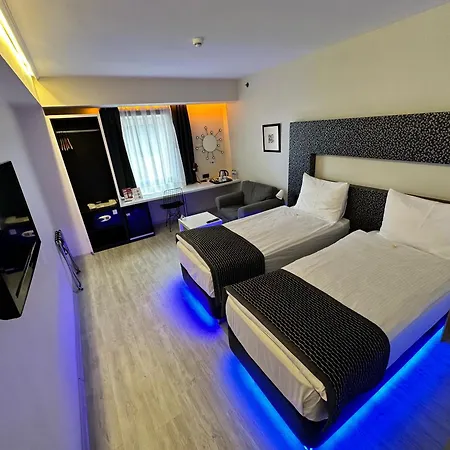 Tempo Caglayan Hotell