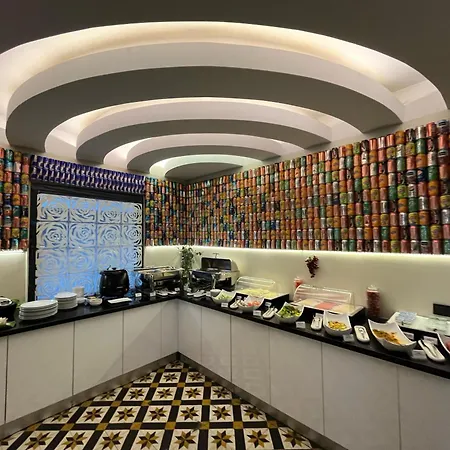 Tempo Caglayan Hotell 3*