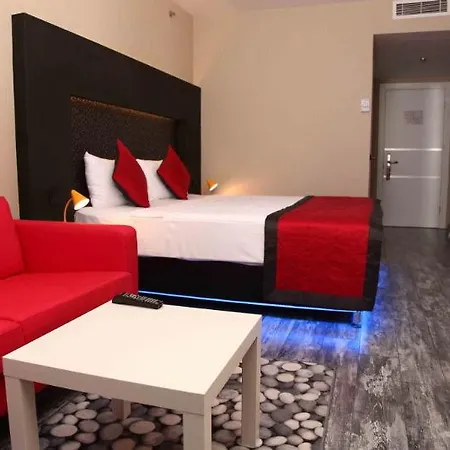 Tempo Caglayan Szálloda 3*