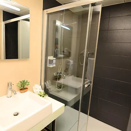 Tempo Caglayan Szálloda 3*