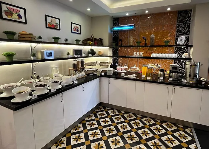 卡拉亚安天宝酒店