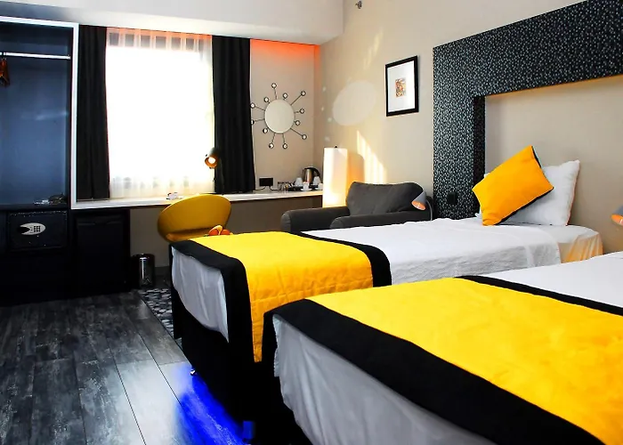 卡拉亚安天宝酒店