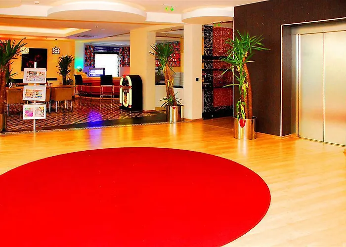 卡拉亚安天宝酒店